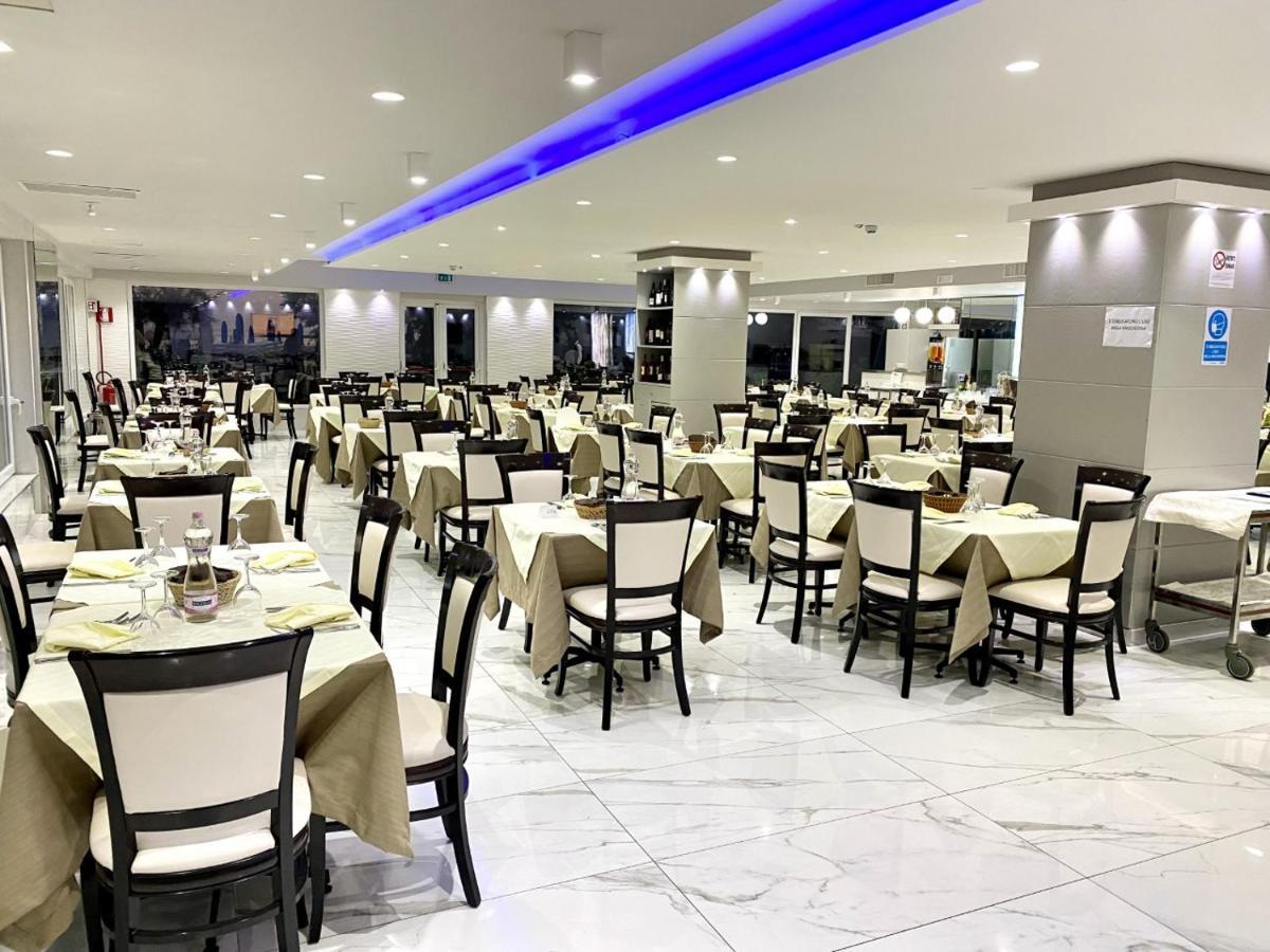 Hotel Blu Porto Cesareo Exterior photo