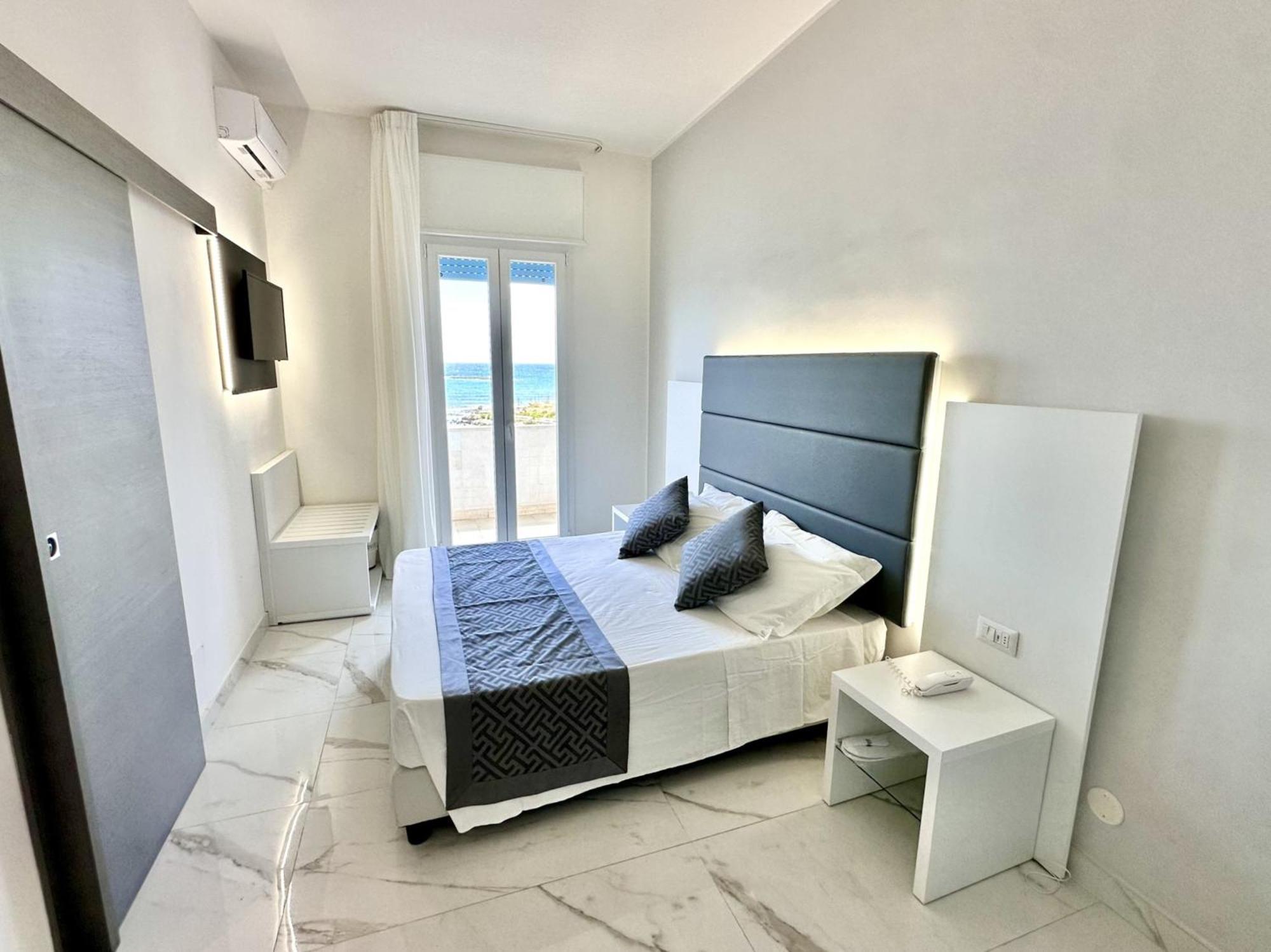 Hotel Blu Porto Cesareo Exterior photo